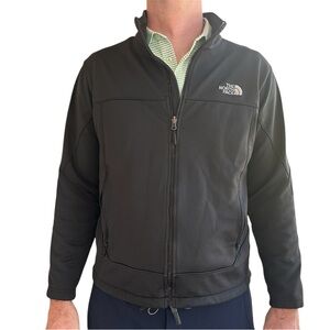 Northface Men’s Black Windwall Shell Jacket Size Large